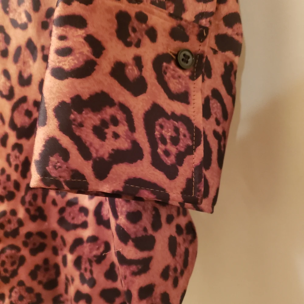 H&M Oversized Leopard Print Button Down Blouse - Picture 2 of 6